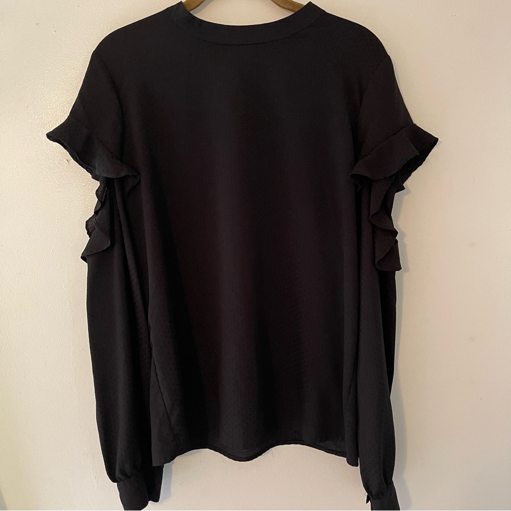 Express Black Longsleeve Blouse with Cutouts Size Large